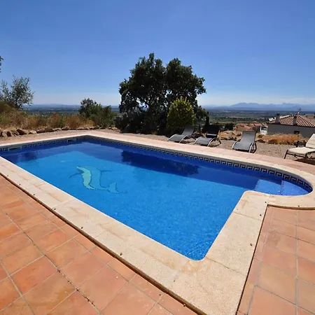 Beautiful Near The Sea * Palau Saverdera